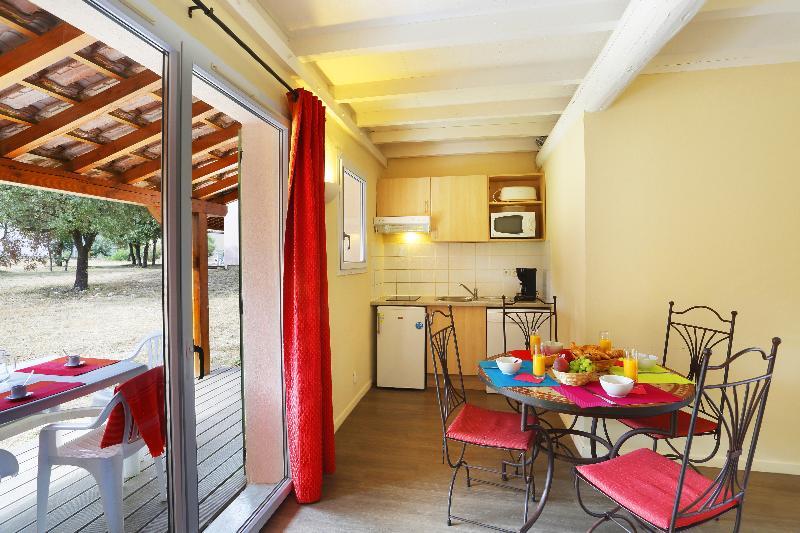 Résidence Néméa les Portes des Cévennes Sauve Esterno foto