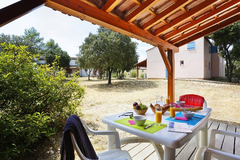 Résidence Néméa les Portes des Cévennes Sauve Esterno foto